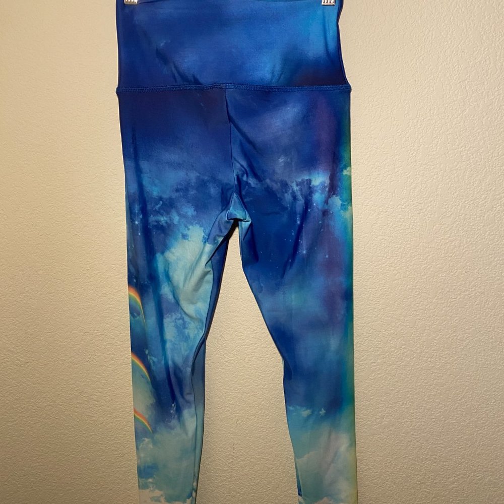 Onzie Rainbow Cloud High Basic Midi Legging Nwot - image 7